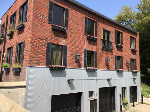 2040 N Ferry St, Anoka, MN 55303